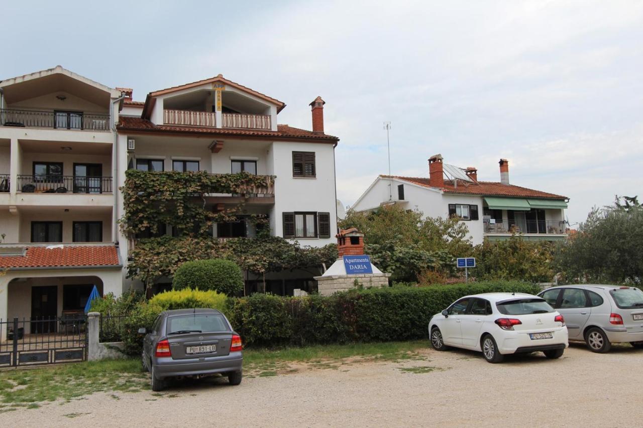 Apartments Daria Rovigno Esterno foto